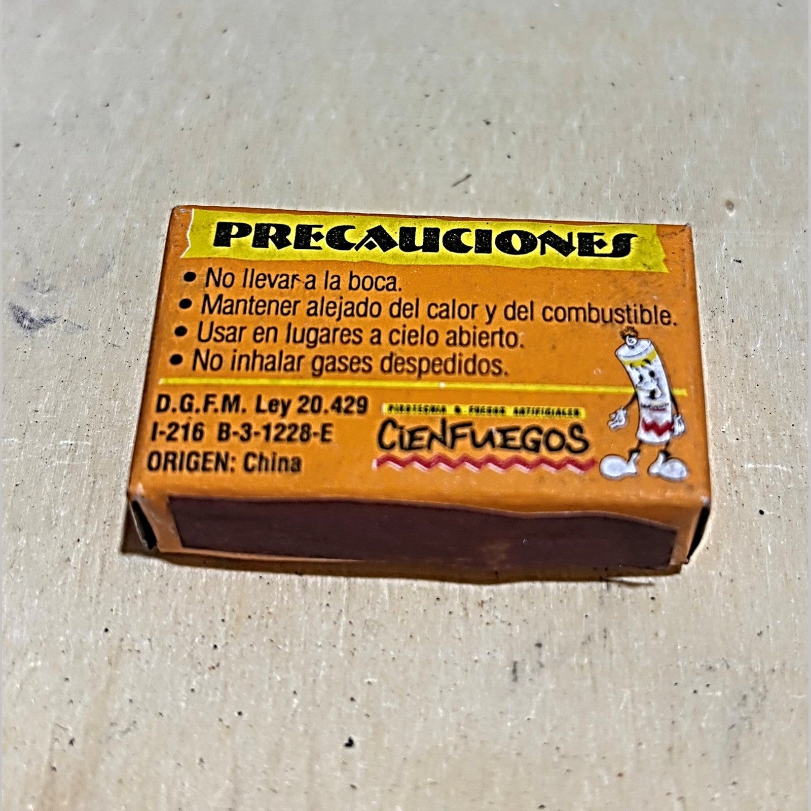 Cienfuegos Match Cracker